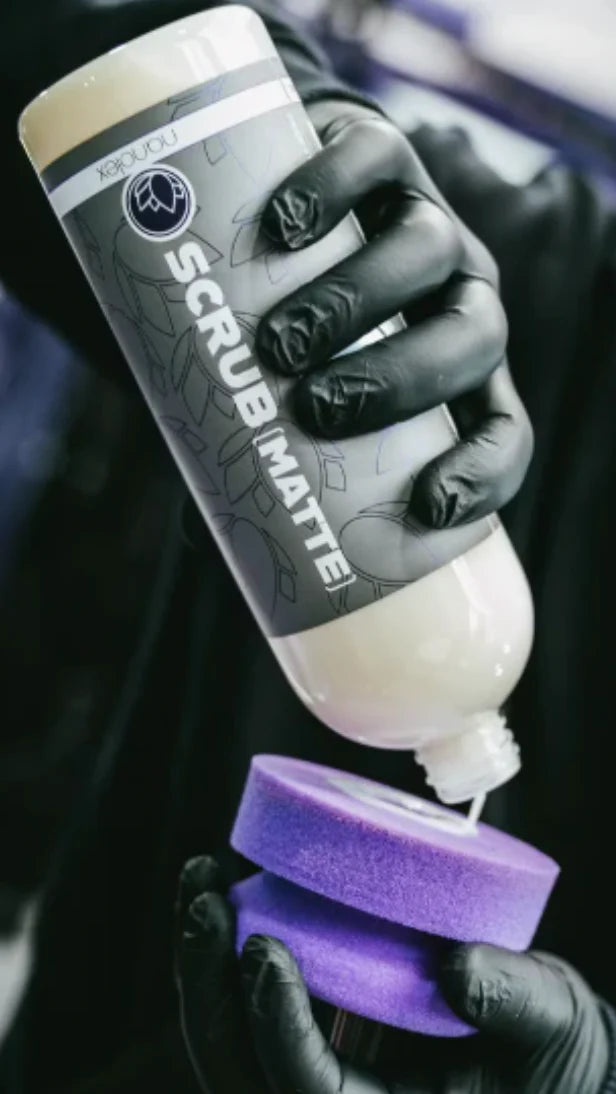 אפליקטור ידני ליישום ווקס Nanolex Hand Puck