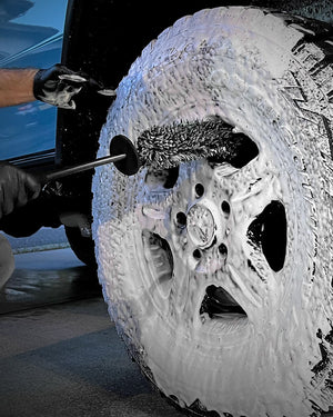 מברשת לניקוי גלגלים וג'אנטים לרכב