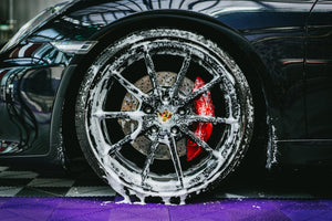 נוזל ניקוי לגלגלים וצמיגים Greenx Wheel & Tire Cleaner