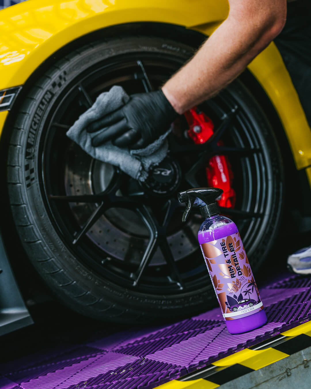 ספריי דיטיילר לג'אנטים וצמיגים Nanolex WCWC RIM & TIRE Detailer